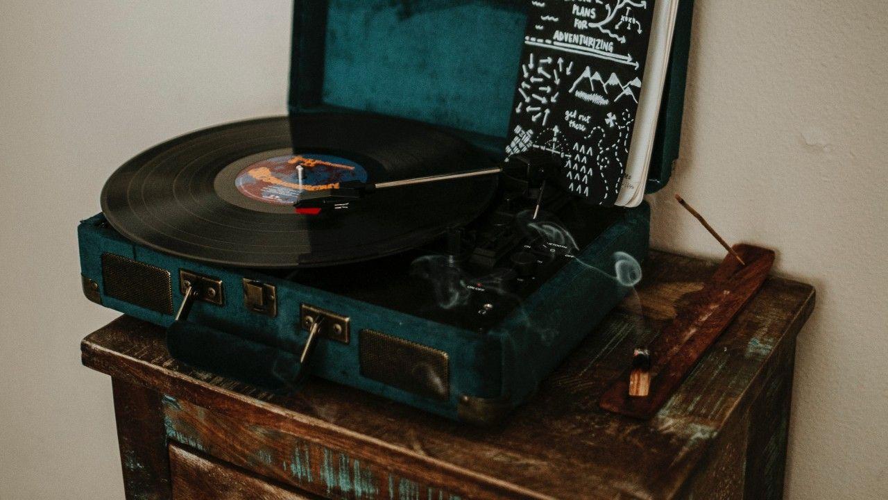 1280x720 vinyl record player, record wallpaper. vinyl record player, record
