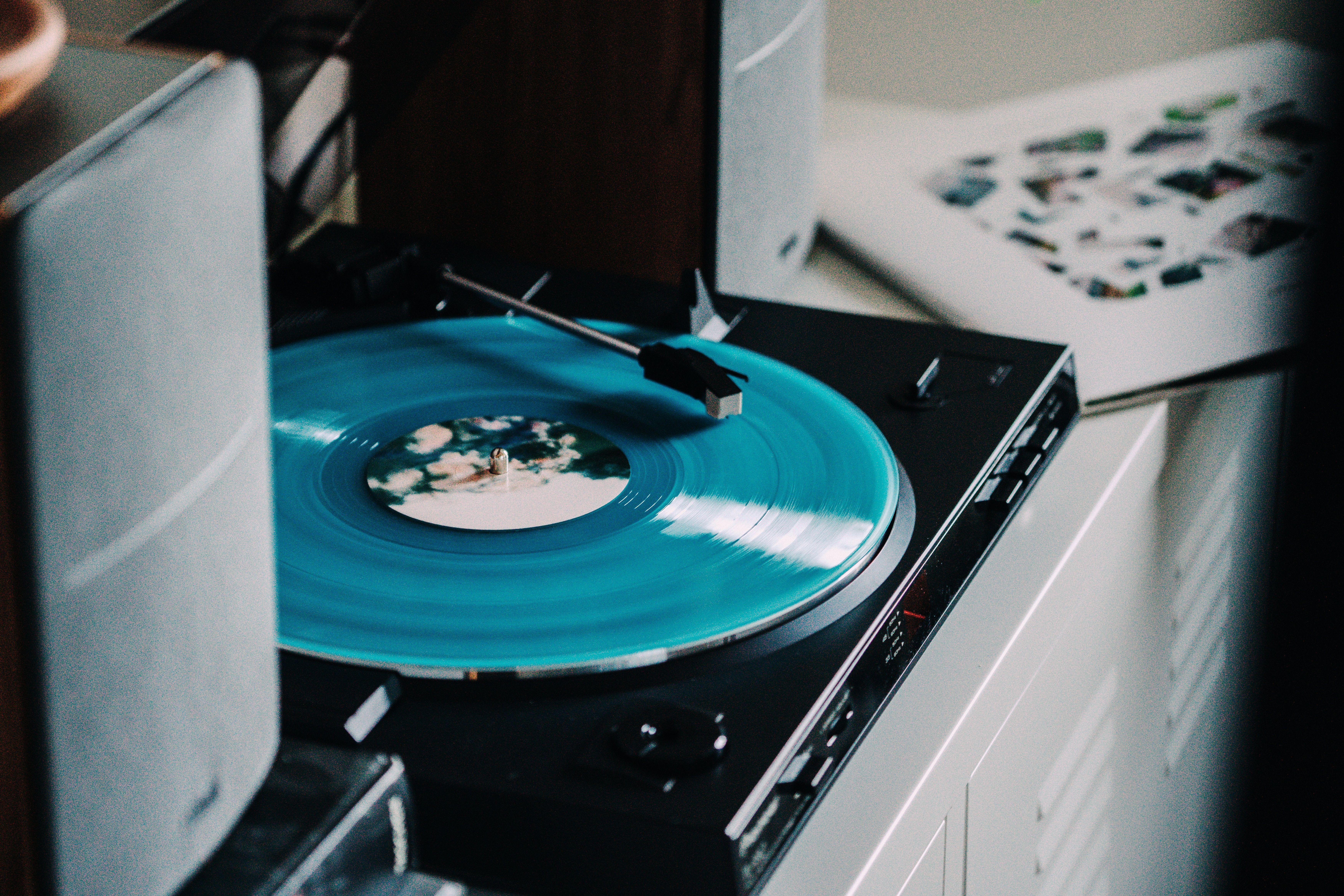 7000x4669 Vinyl Record Wallpaper