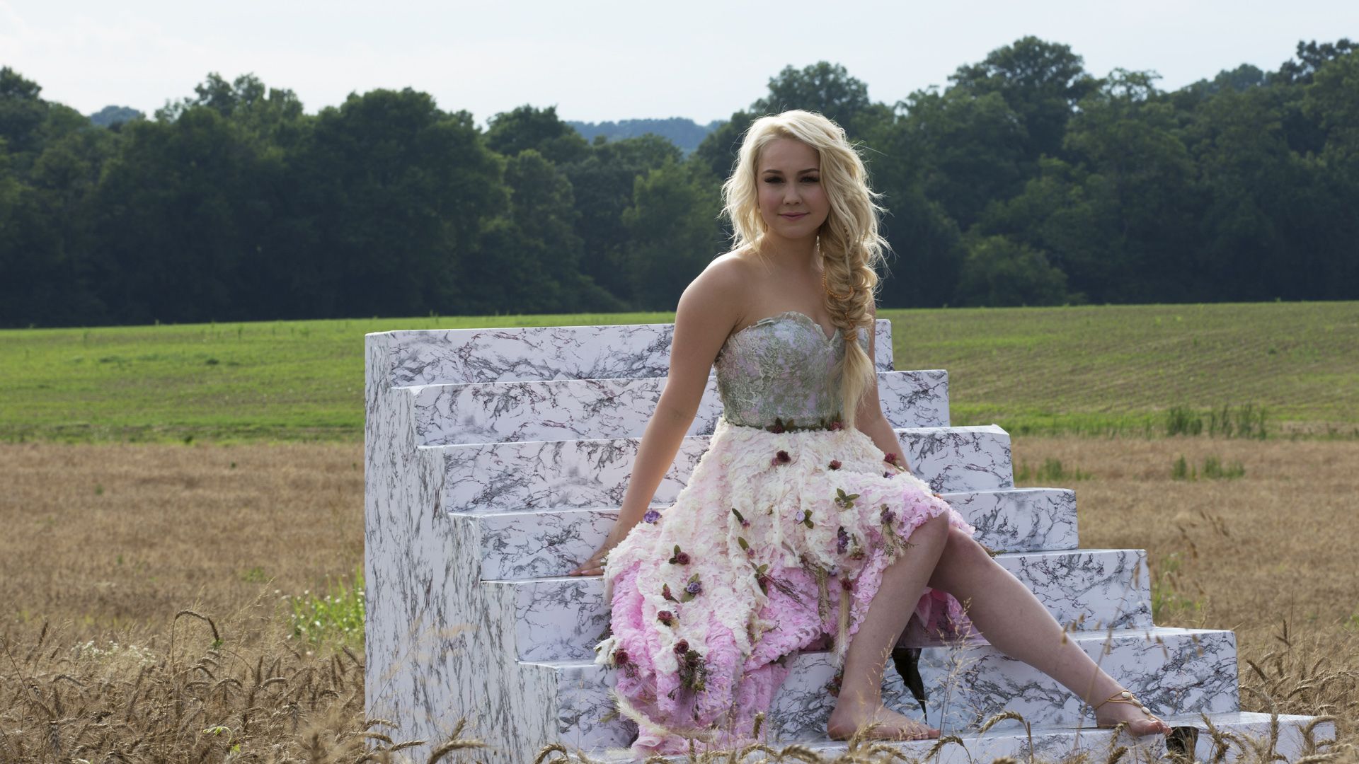 1920x1080 Raelynn Wallpaper