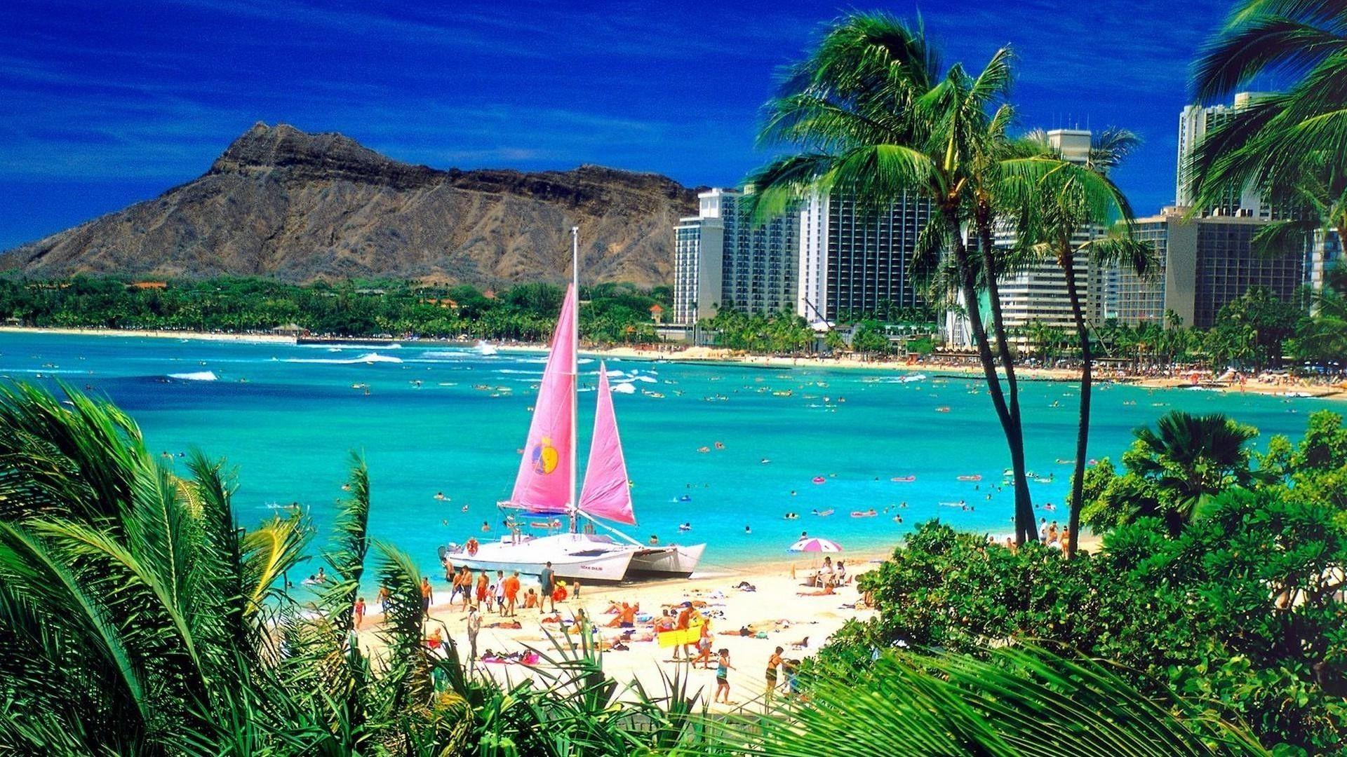 1920x1080 Waikiki Beach Desktop Wallpaper