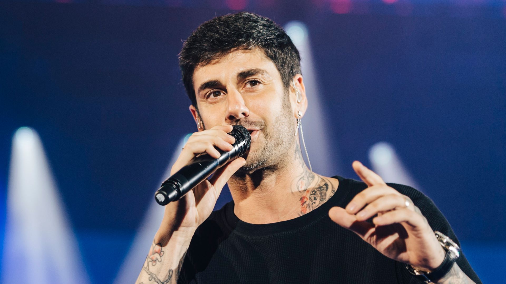 1920x1080 Melendi muestra su apoyo a Damián Quintero en 'Supervivientes 2025': Ojalá lo salven porque es un gran ser humano