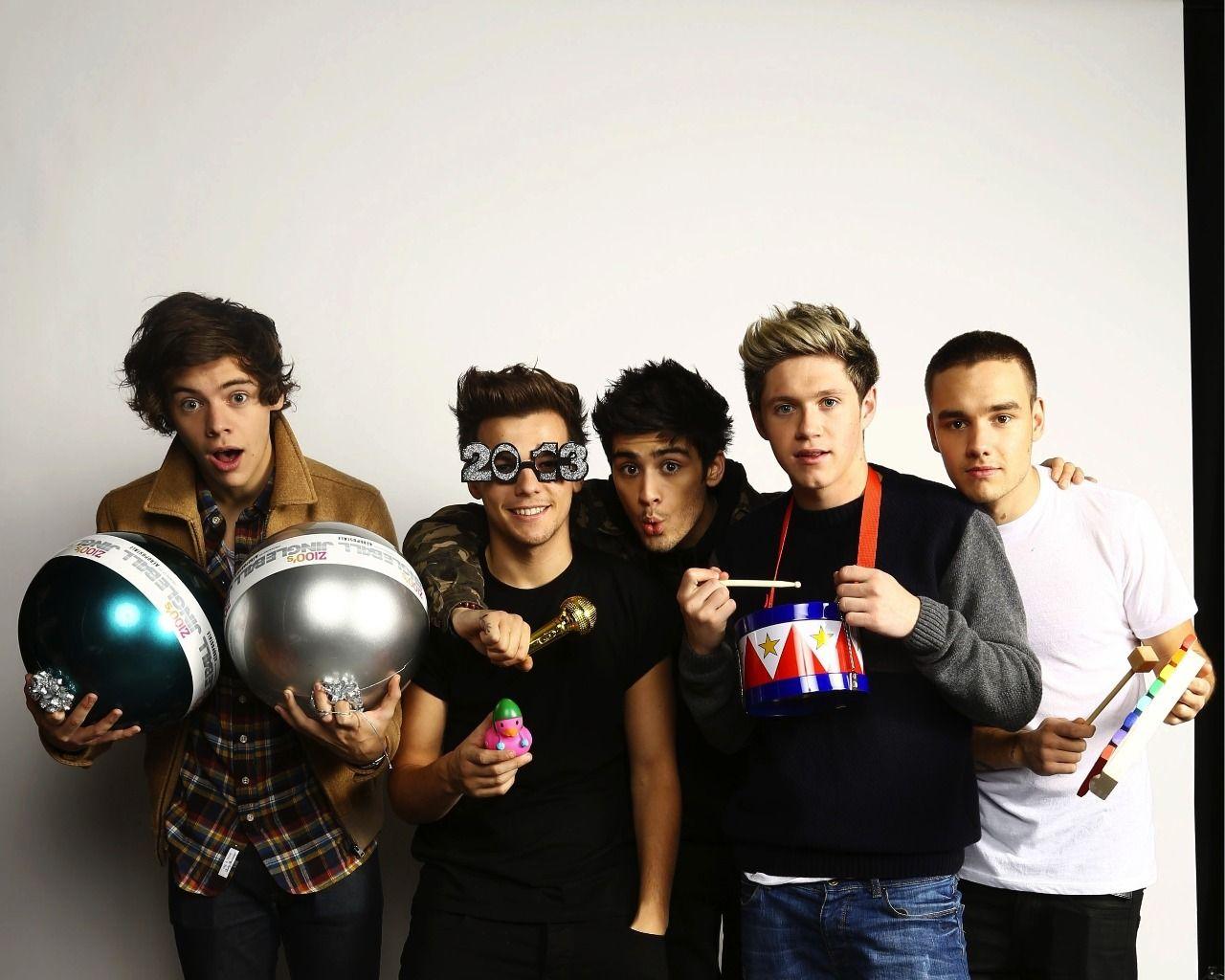 1280x1024 One Direction HD Wallpaper 1280x1024