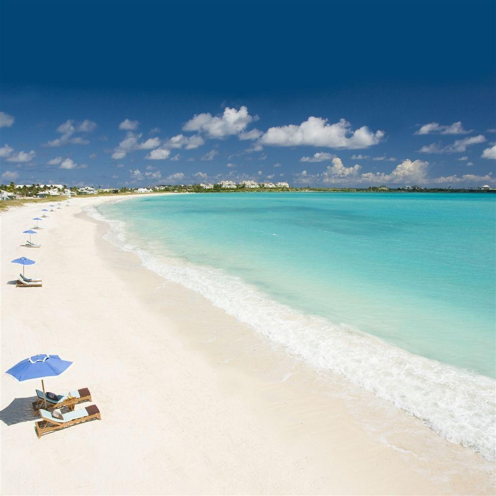 1024x1024 Caribbean Beach iPad Air Wallpaper Free Download