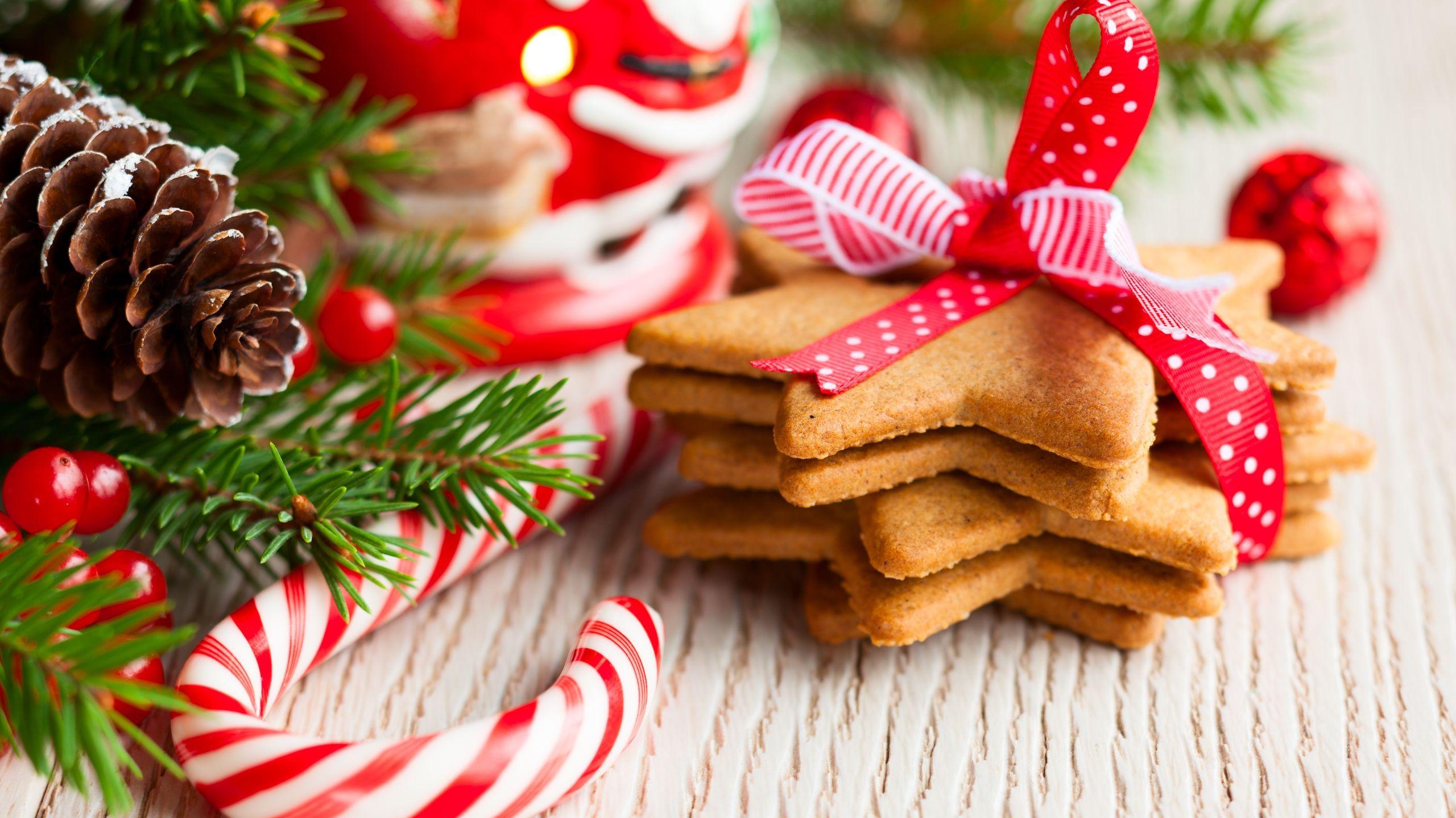 2560x1440 cookie, cây kẹo, ngôi sao, dải băng, ngày lễ, Giáng sinh, lễ kỷ niệm