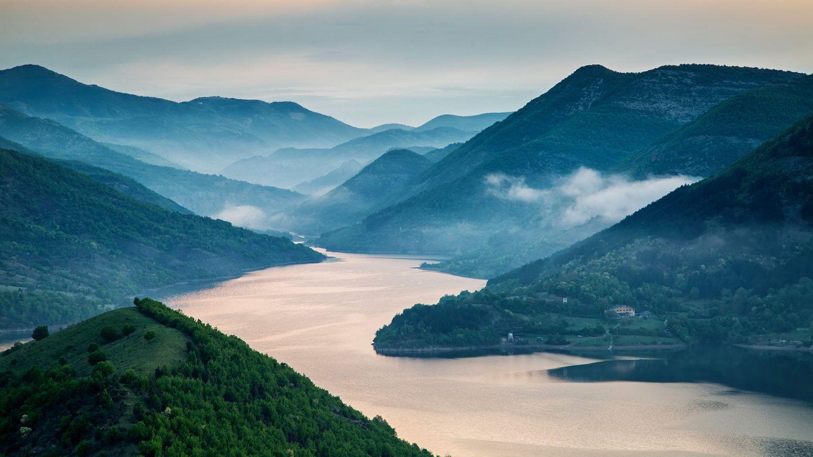 1600x900 Nature Wallpaper Examples For Your Desktop Background