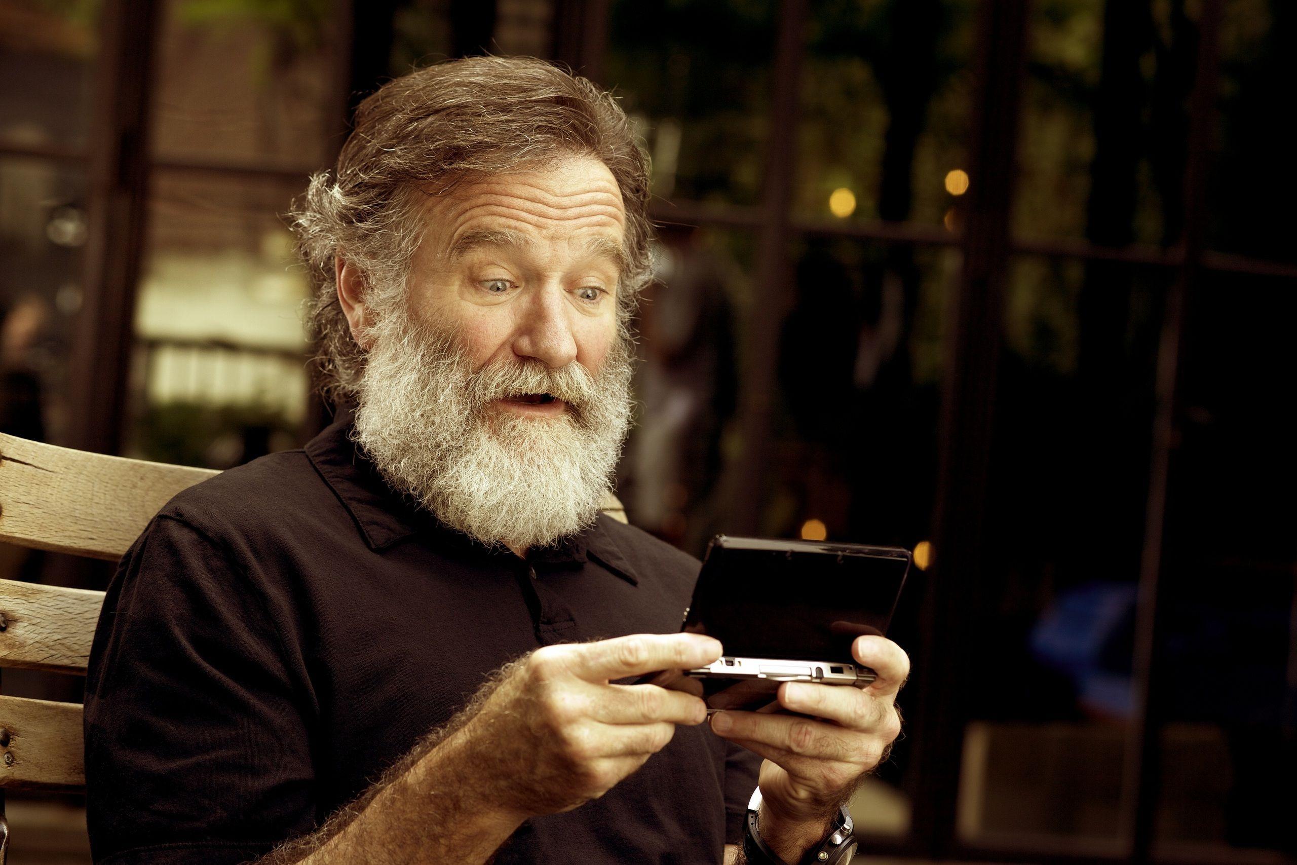 2560x1707 Robin Williams HD Wallpaper