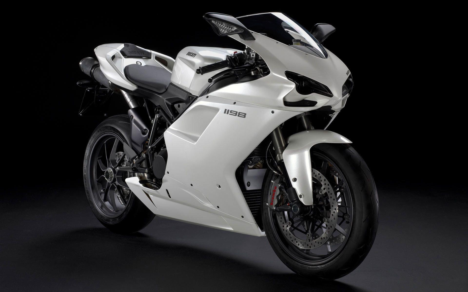 White Motorcycle Wallpapers - Top Free White Motorcycle Backgrounds 