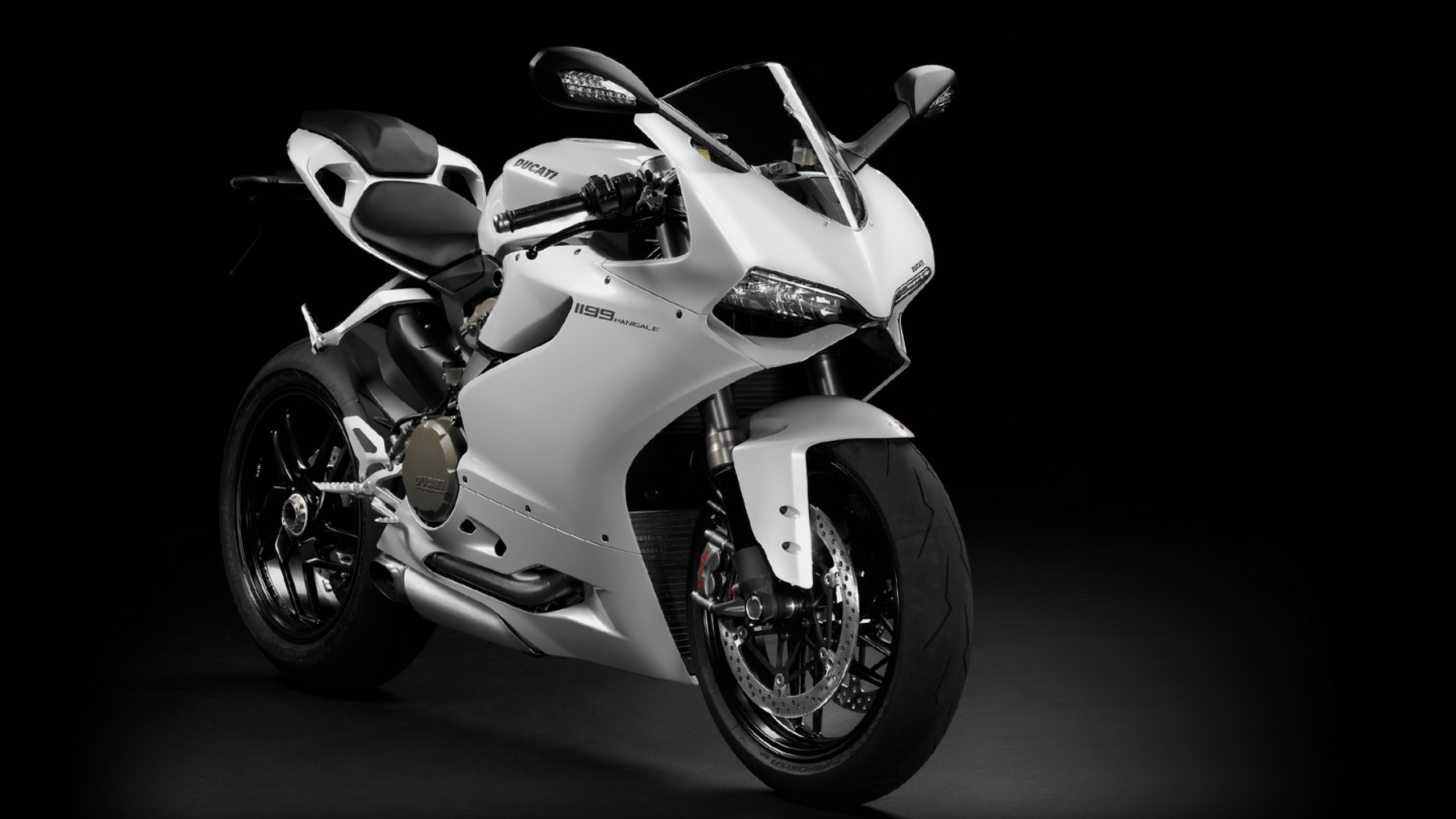 White Motorcycle Wallpapers - Top Free White Motorcycle Backgrounds