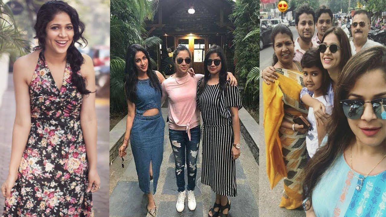 1280x720 Heroine Lavanya Tripathi Family Photo