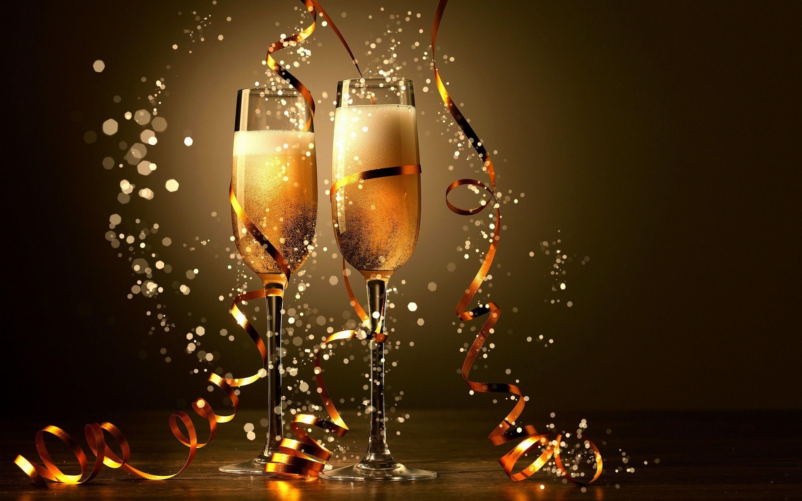 2560x1600 Free download New Years Eve at local restaurants Food Dining