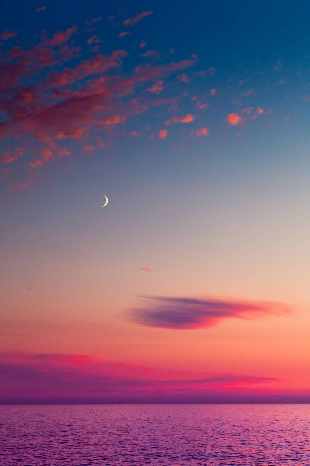 1000x1500 Moon