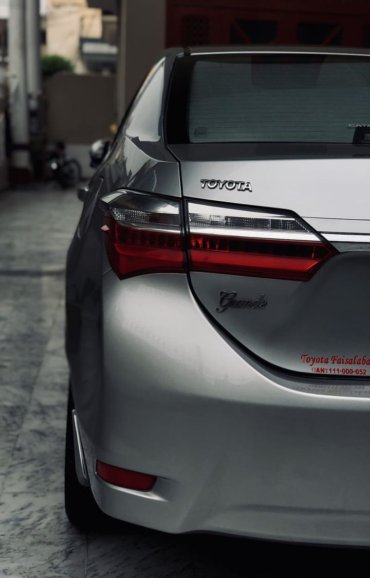 720x1123 Exquisite Toyota Grande Wallpaper: Immerse Yourself In The Era Of 4K Visuals