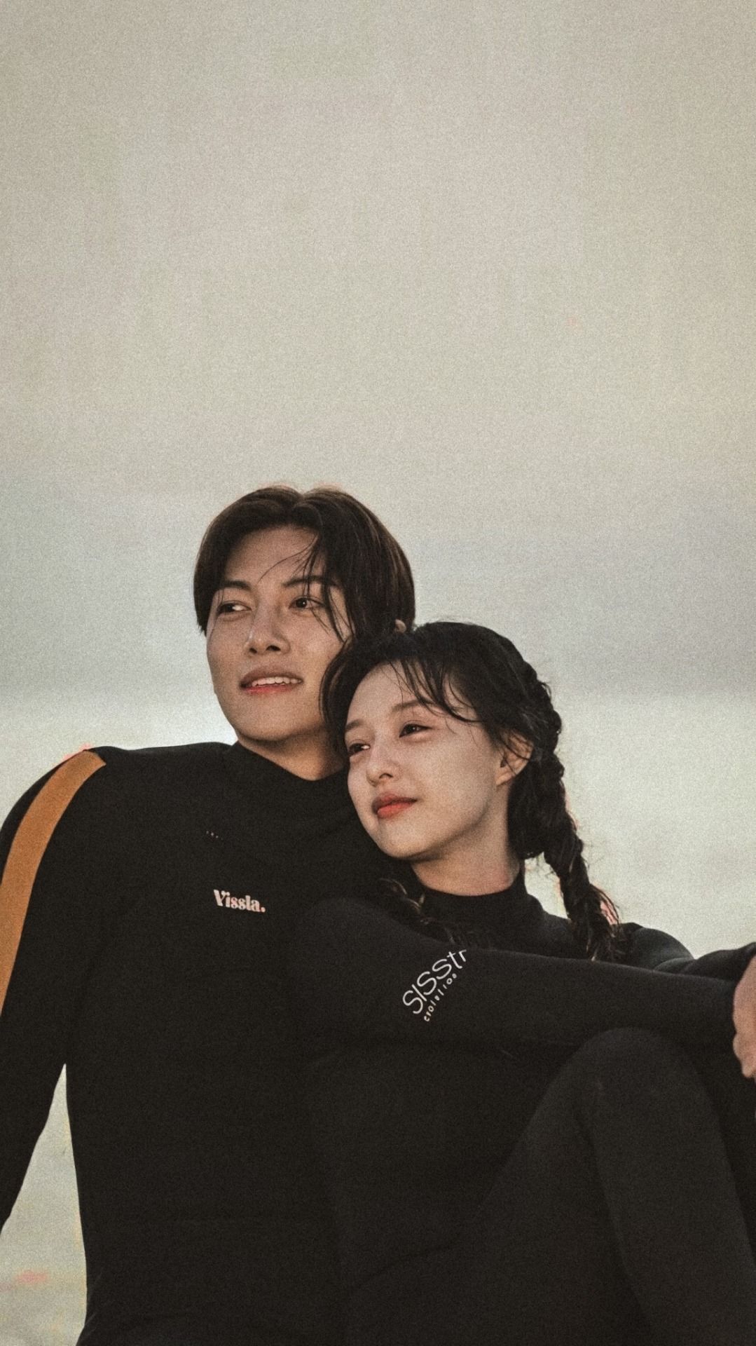 1079x1920 Lovestruck In The City (2020 2021) Wallpaper Starring Ji Chang Wook And Kim Ji Won