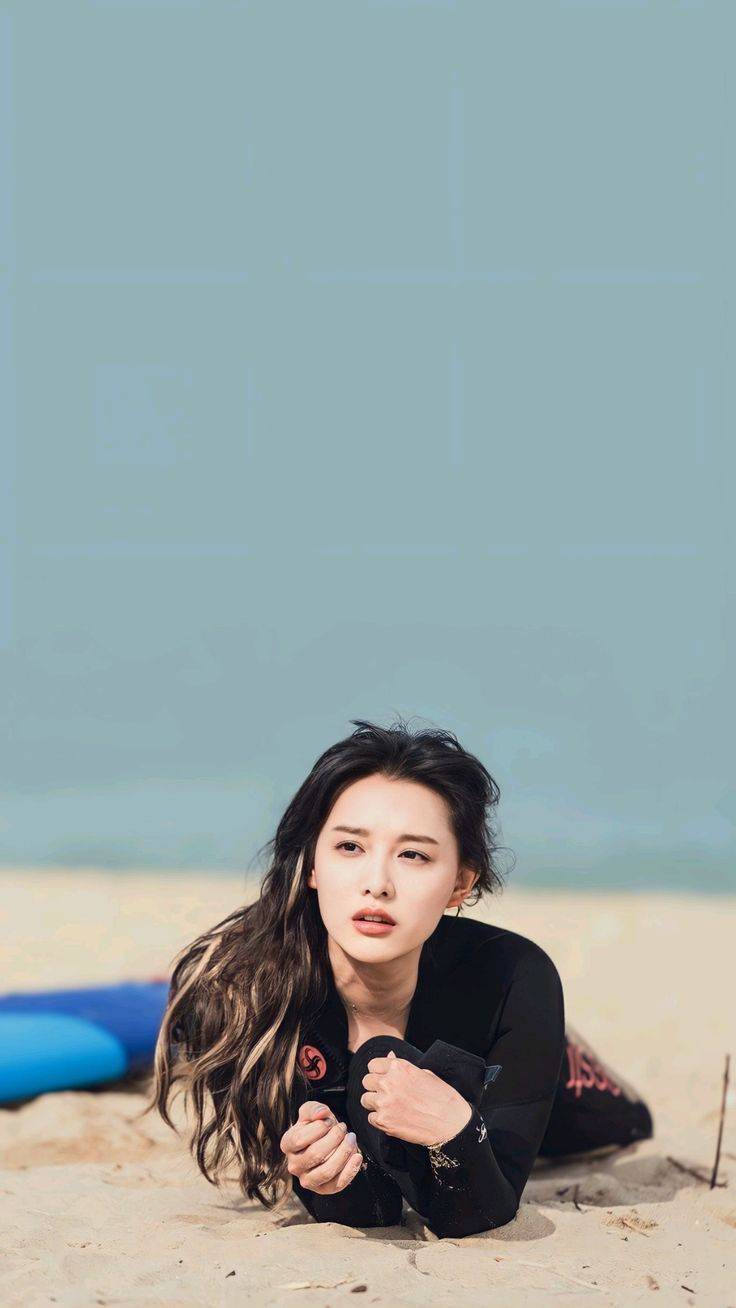 736x1308 Lovestruck In The City