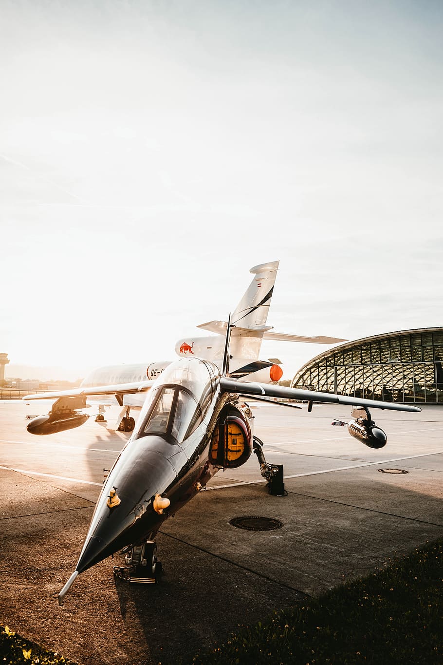 910x1365 plane, jet, airplane, airport, sunlight, glow, bokeh, blur