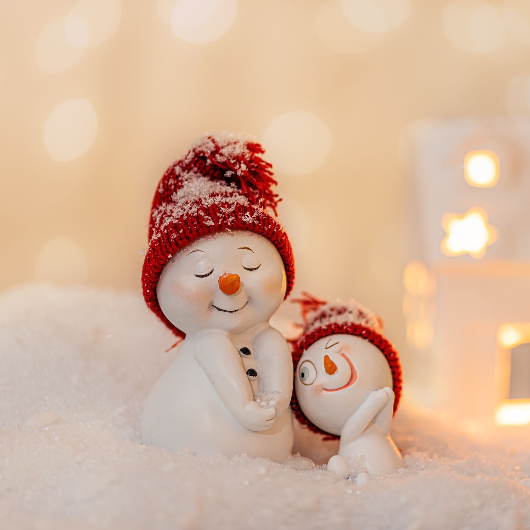 2048x2048 Snowmen Wallpaper 4K, Cute Christmas, Decoration