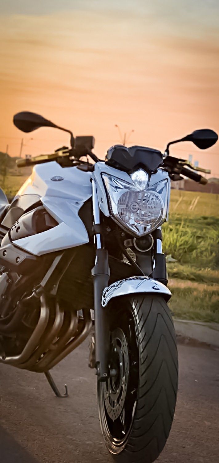 711x1500 Wallpaper / Yamaha XJ6 #Wapplaper #Yamaha XJ6 #XJ6 #Motos #Wallpaper Motos