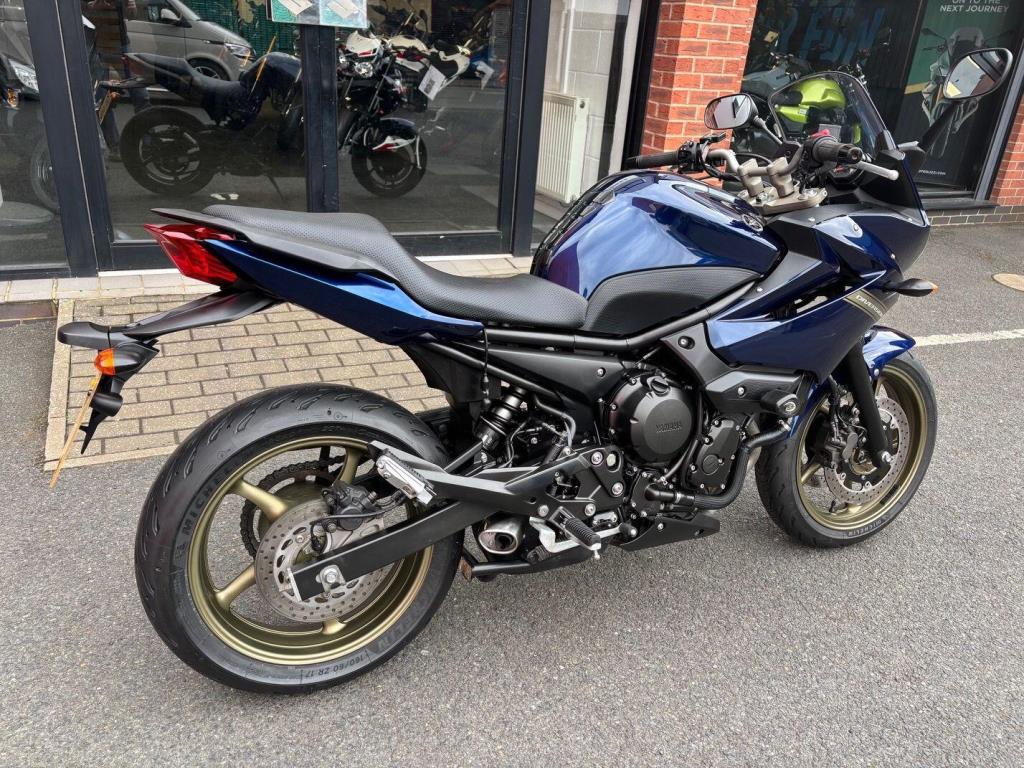 1024x768 Yamaha XJ6 Diversion Bikes Rochdale