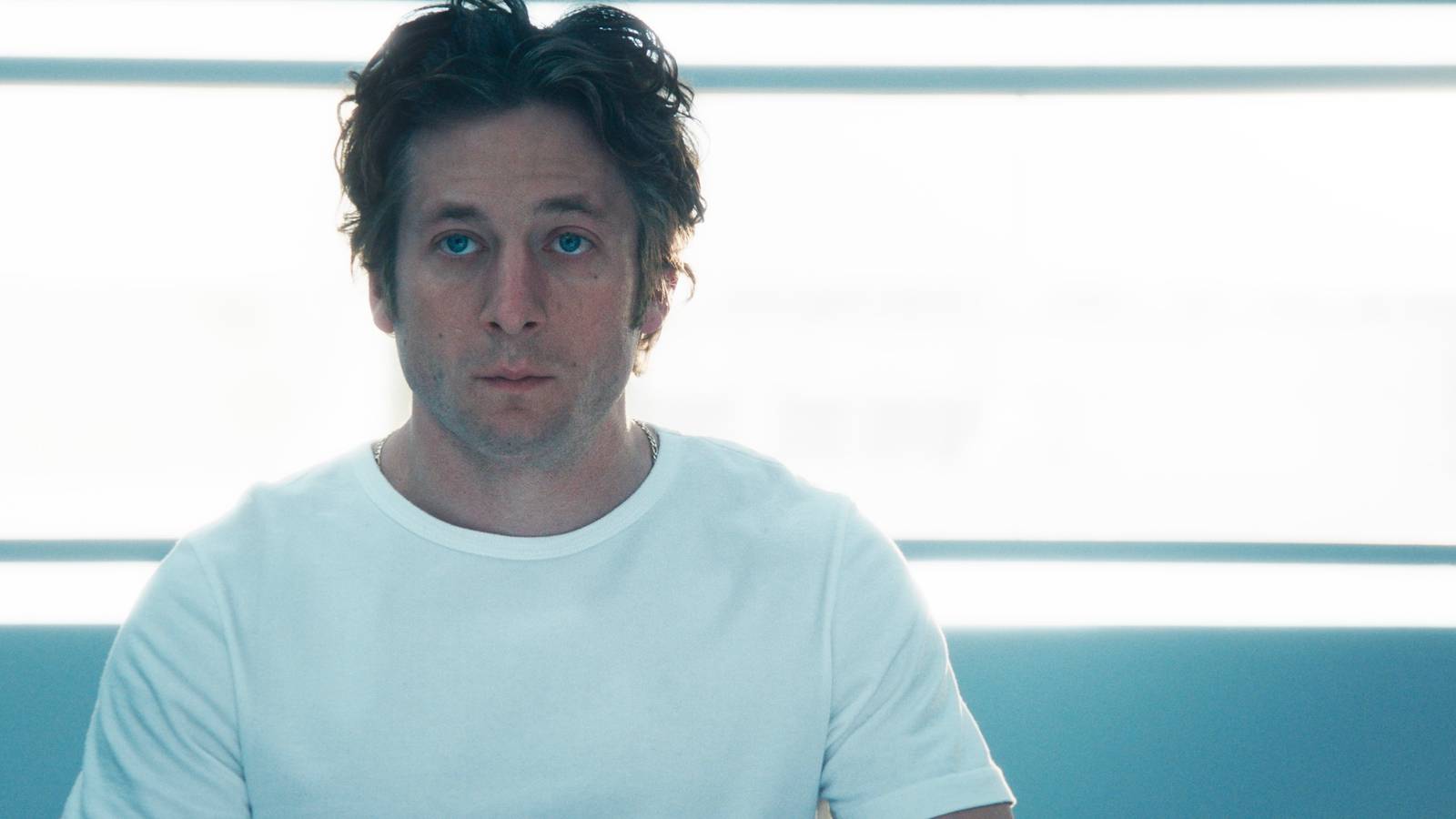 1600x900 Before The Bear, Jeremy Allen White Stole the Show in Homecoming