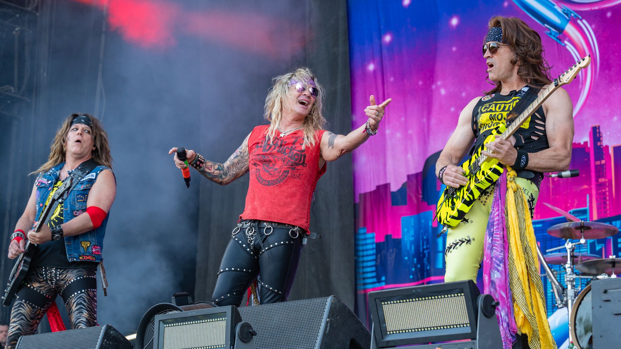2048x1152 Steel Panther