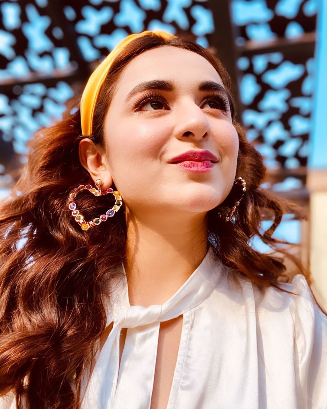 1080x1349 Yumna Zaidi Wallpaper