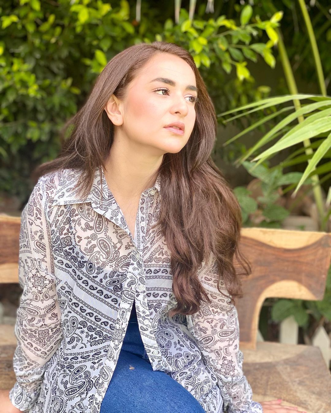 1080x1350 Latest Photohoot Yumna Zaidi Pakistani Celebrity Wallpaper HD