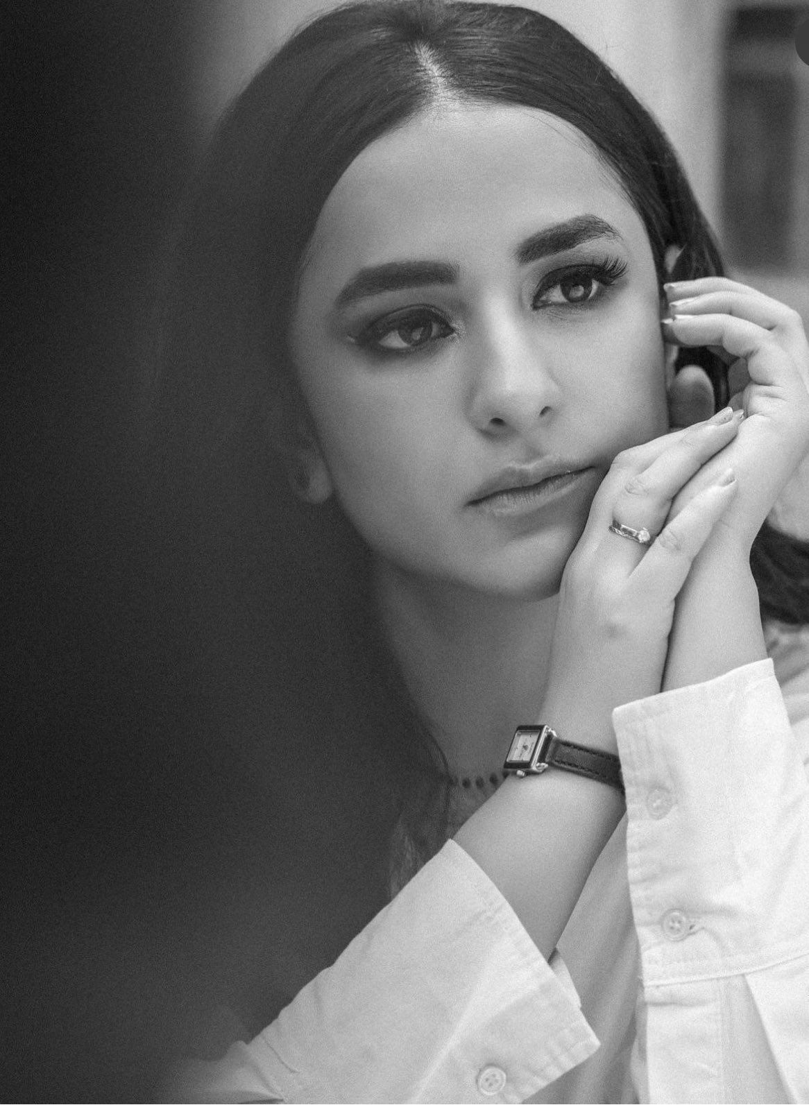 1166x1593 Yumna Zaidi's new post