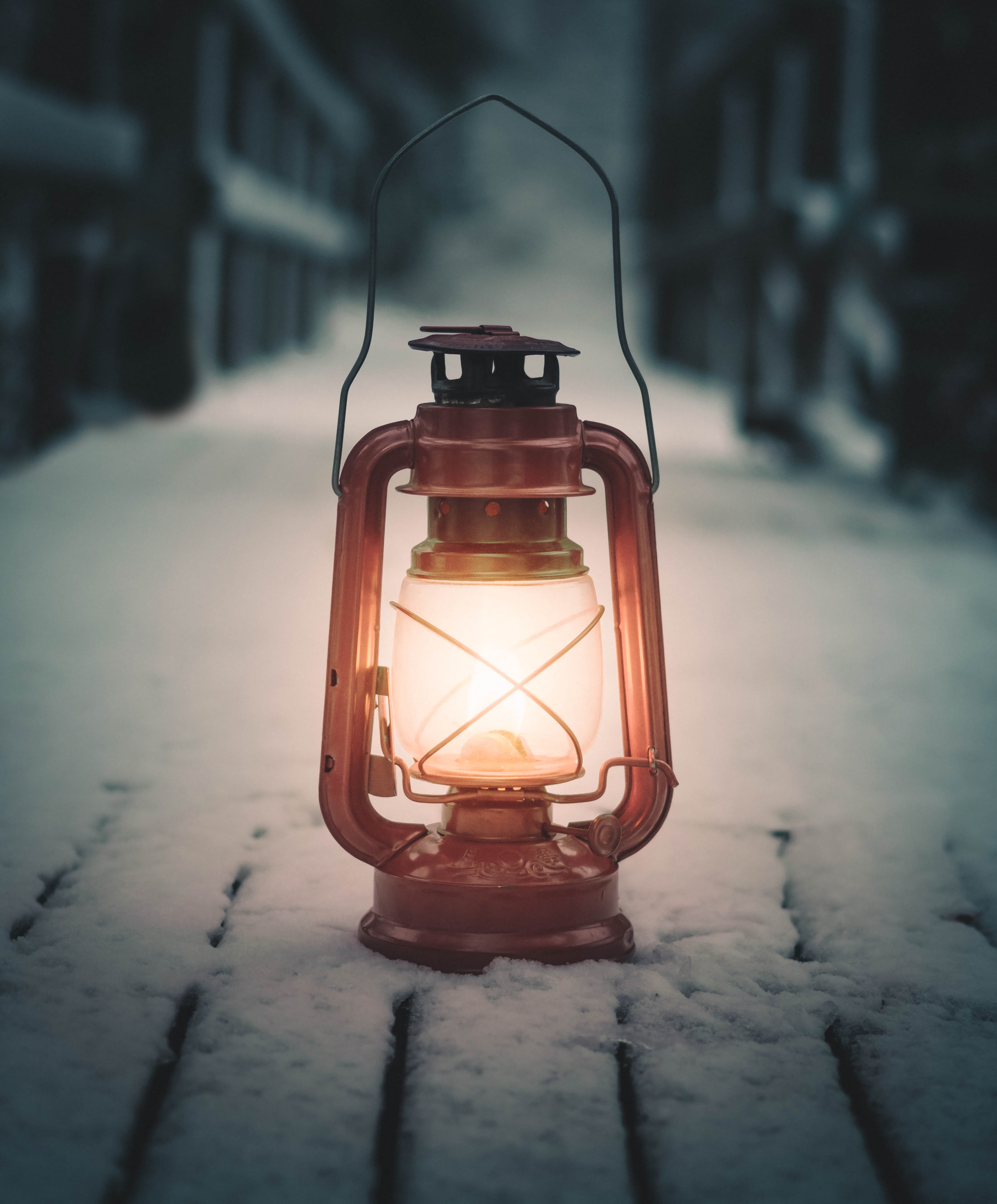 4500x5436 Red kerosene lantern, Lamp, Lantern, Snow HD wallpaper