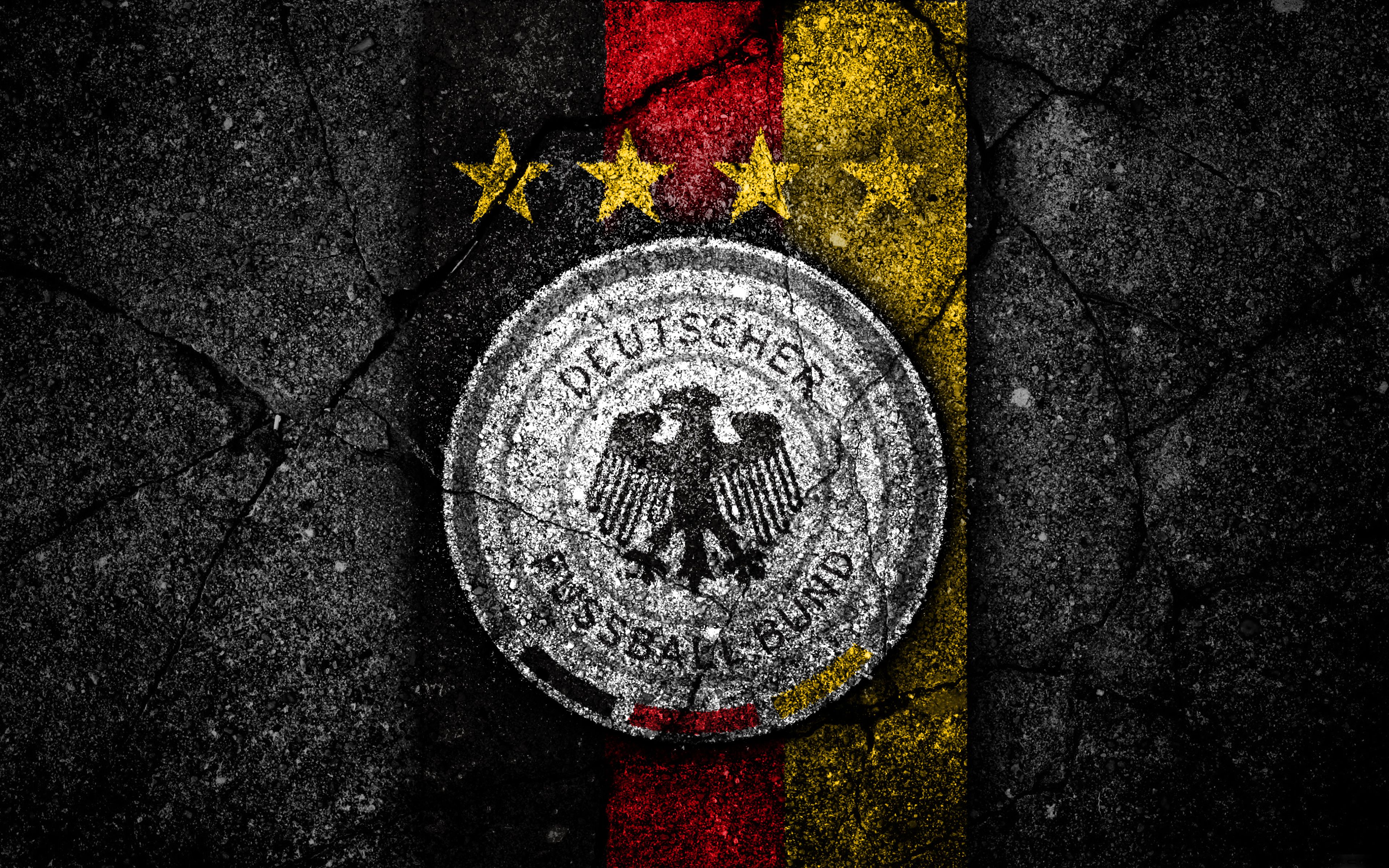 3840x2400 Germany Football Logo Wallpaper