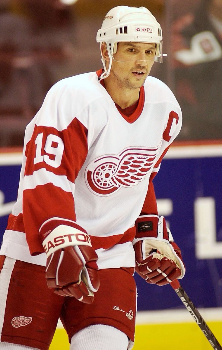 736x1160 Steve Yzerman Red Wing Hockey