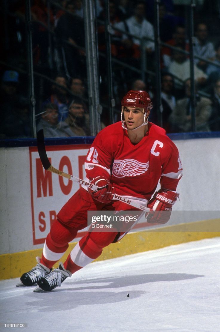736x1107 Steve Yzerman of the Detroit Red Wings skates on the ice during an