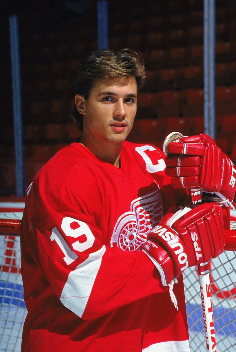 805x1200 steve yzerman steve xzerman