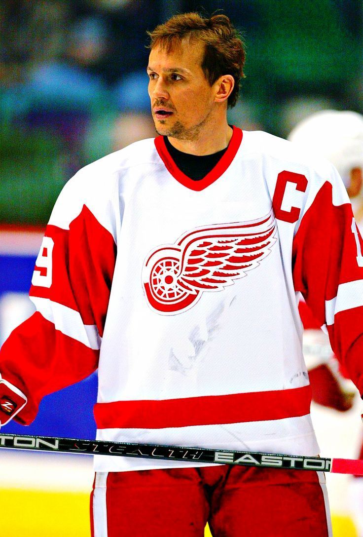 736x1088 Steve Yzerman Red Wing Hockey