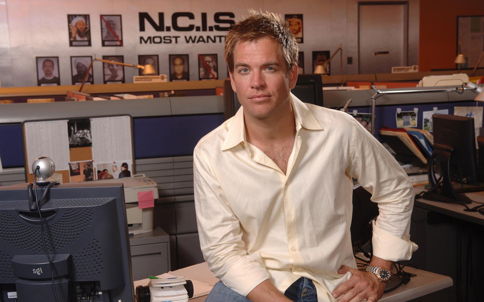 1920x1200 Anthony Dinozzo HD Wallpaper Weatherly in NCIS Iconic Scenex1600