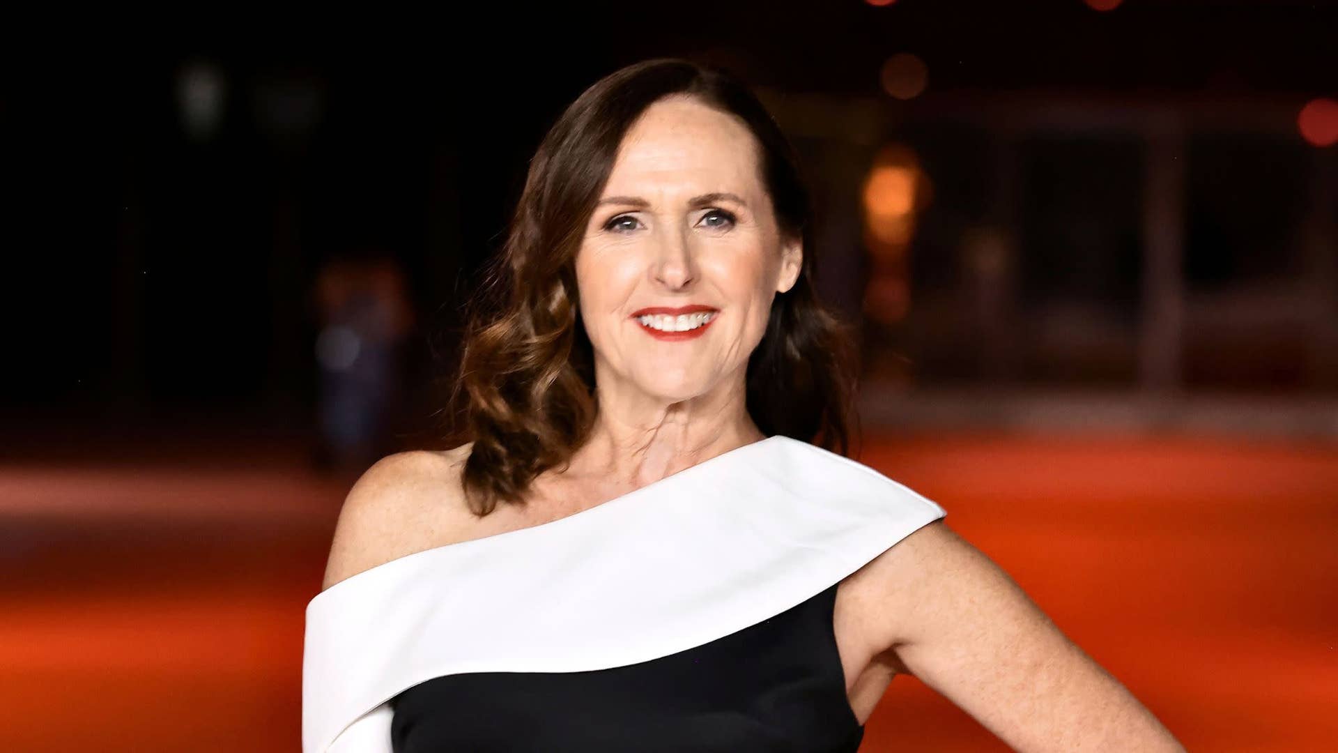 1920x1080 Molly Shannon: All About Her Family, Husband and Net Worth