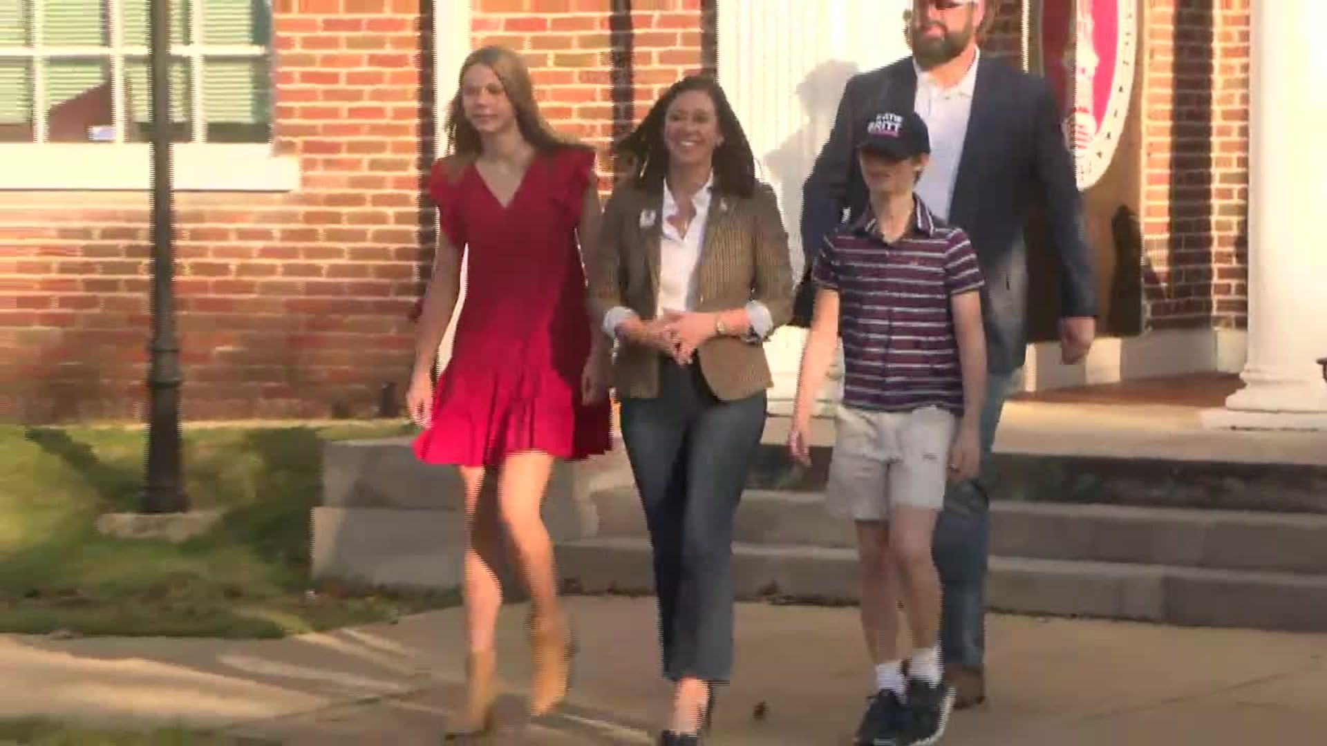 1920x1080 Decision 2022: Katie Britt casts her midterm elections vote