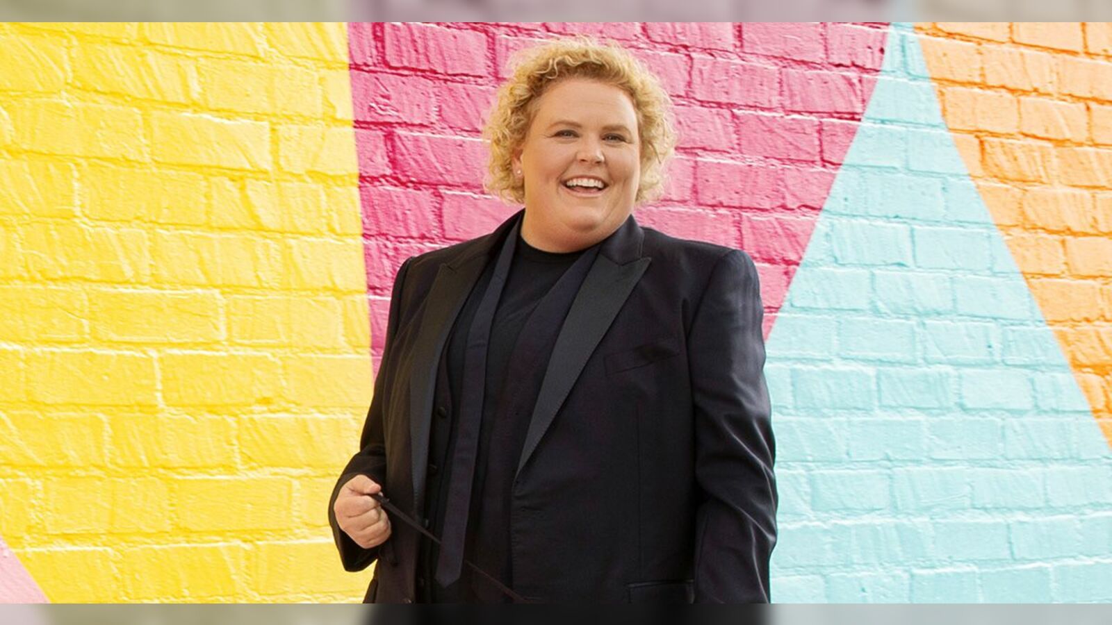 1600x900 Fortune Feimster