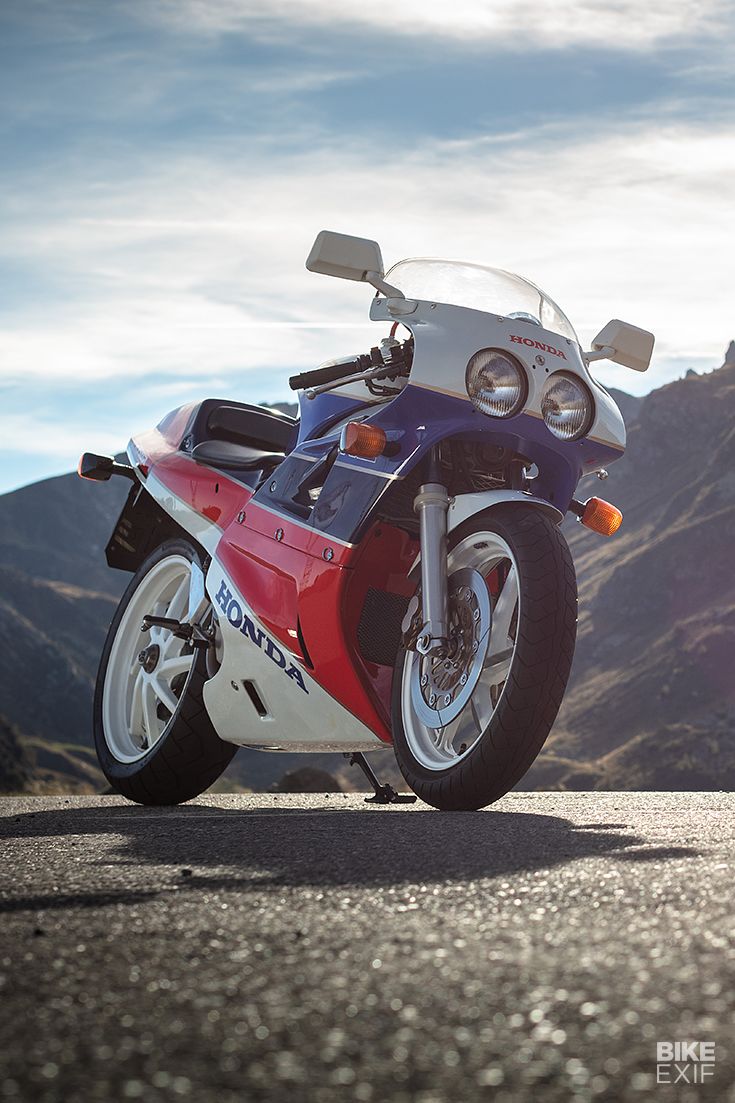 735x1103 Bike EXIF. Soichiro's finest: the Honda RC30
