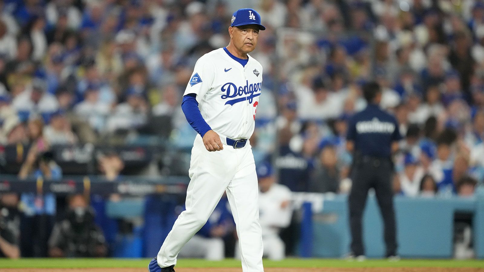 1600x900 Dodgers News: Dave Roberts Used Old School Manager Approach In Game 7