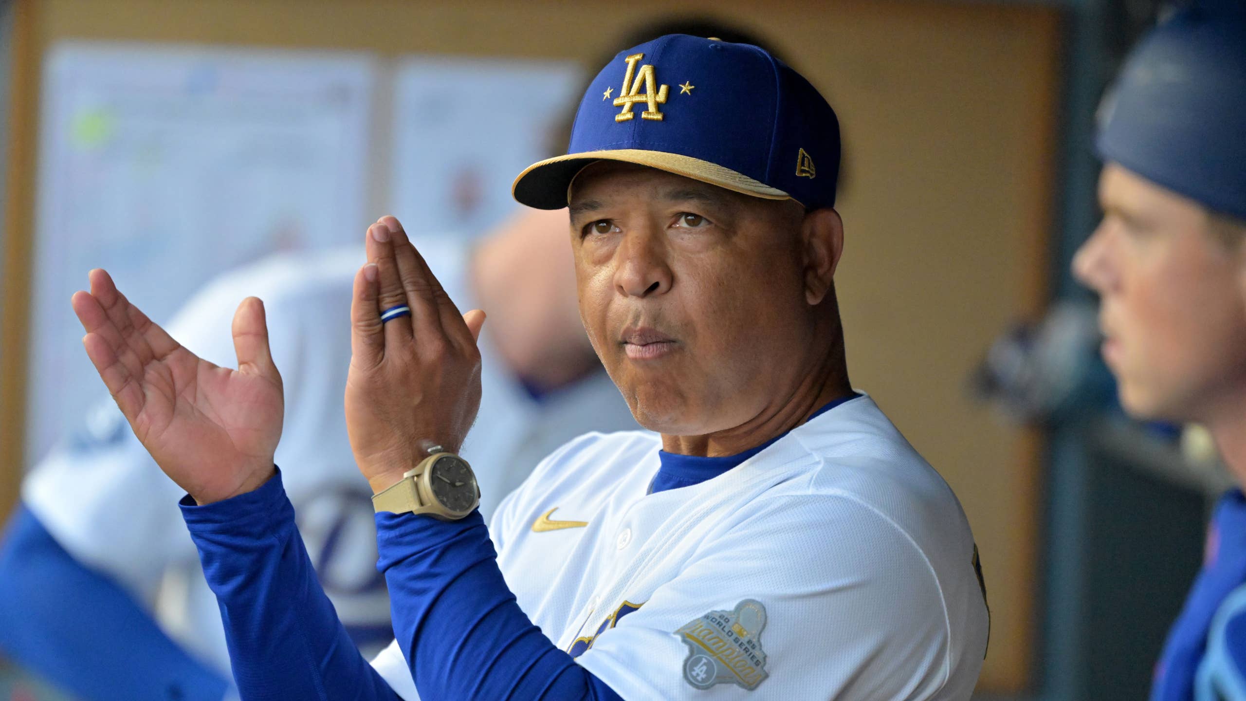 2560x1440 Dave Roberts Delivers Personal Yoshinobu Yamamoto Message After Dodgers Win