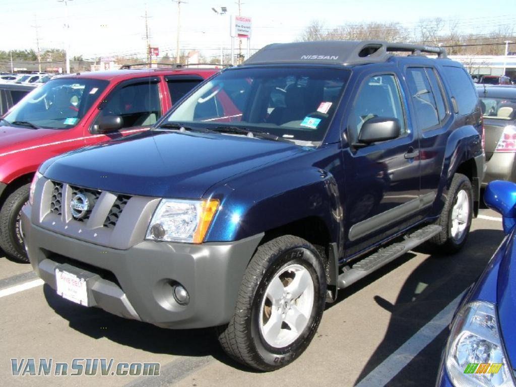 1024x768 Nissan Xterra SE 4x4 in Midnight Blue Pearl