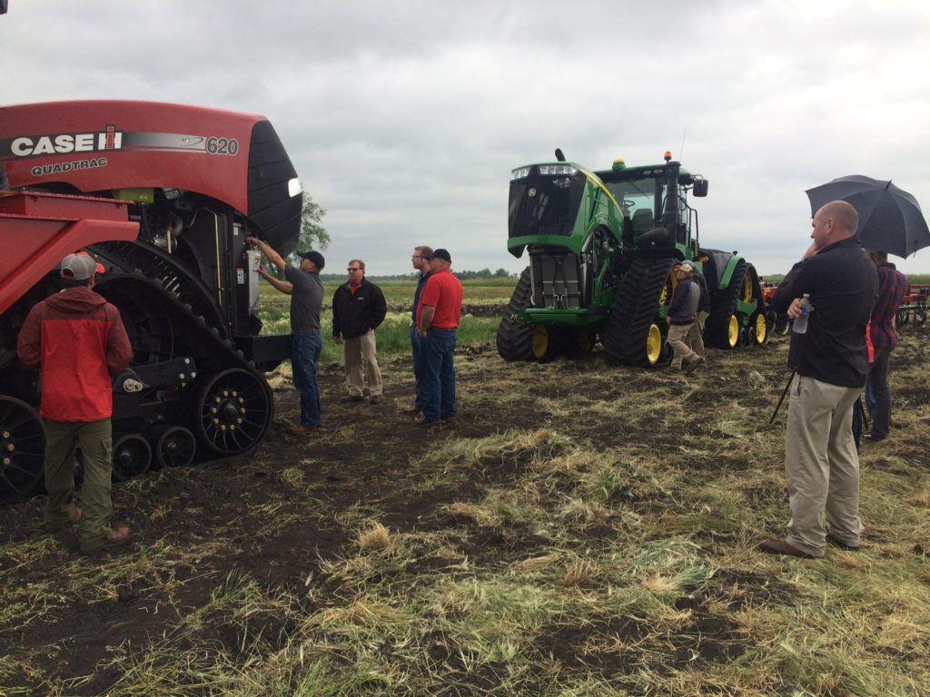 1024x768 Behind the Scenes: Case IH Steiger Quadtrac vs. John Deere 9RX