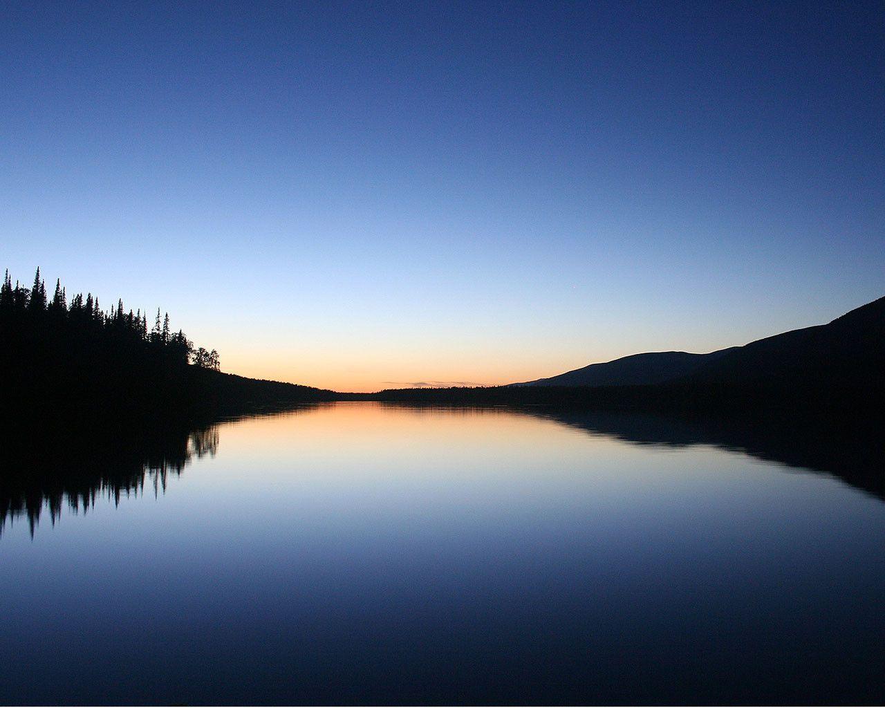 1280x1024 Free download Soothing Desktop Background [1280x1024]