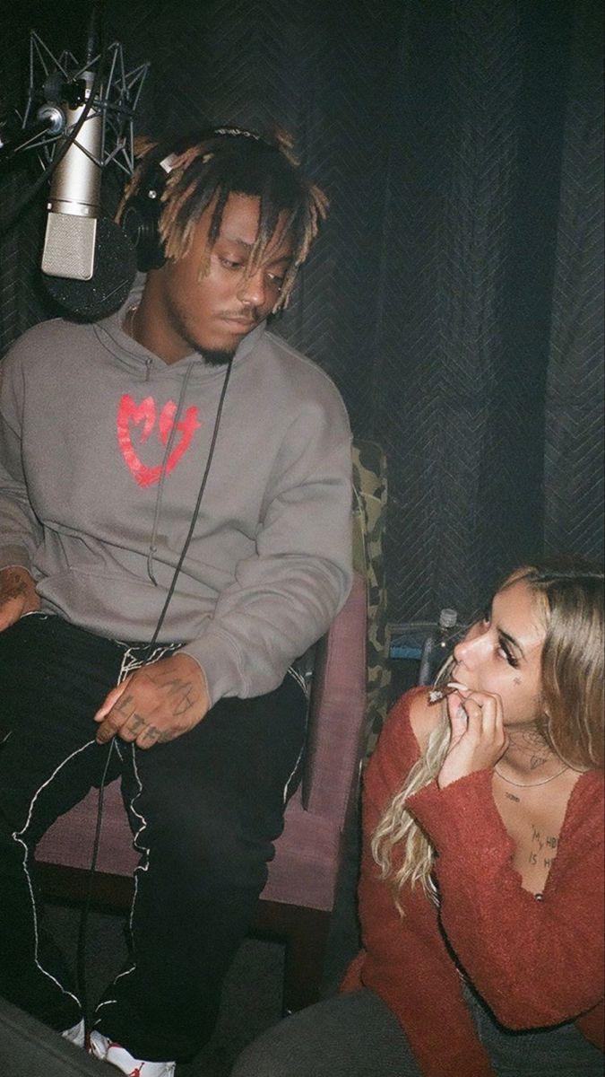 675x1200 Baddie Aesthetic Rapper Wallpaper