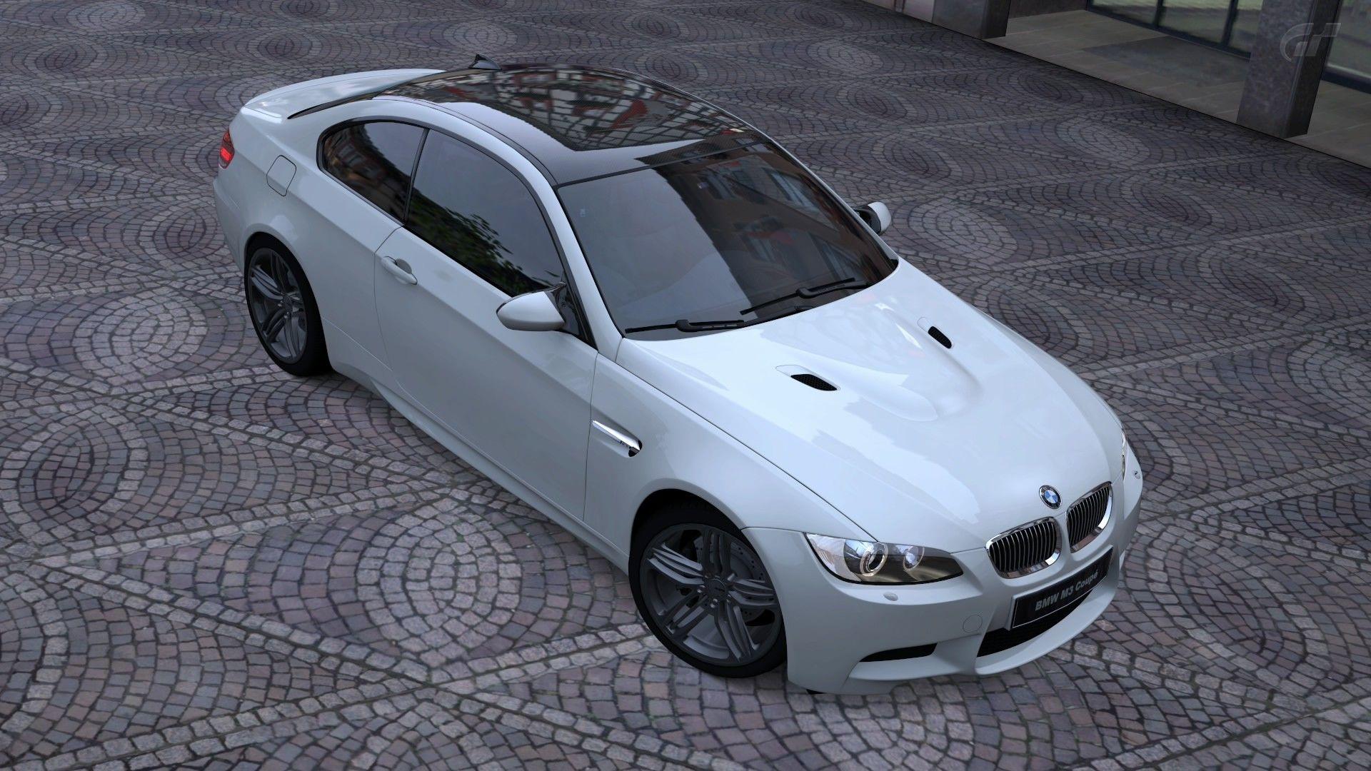 1920x1080 Download desktop wallpaper White car BMW M3 Coupe Wallpaper