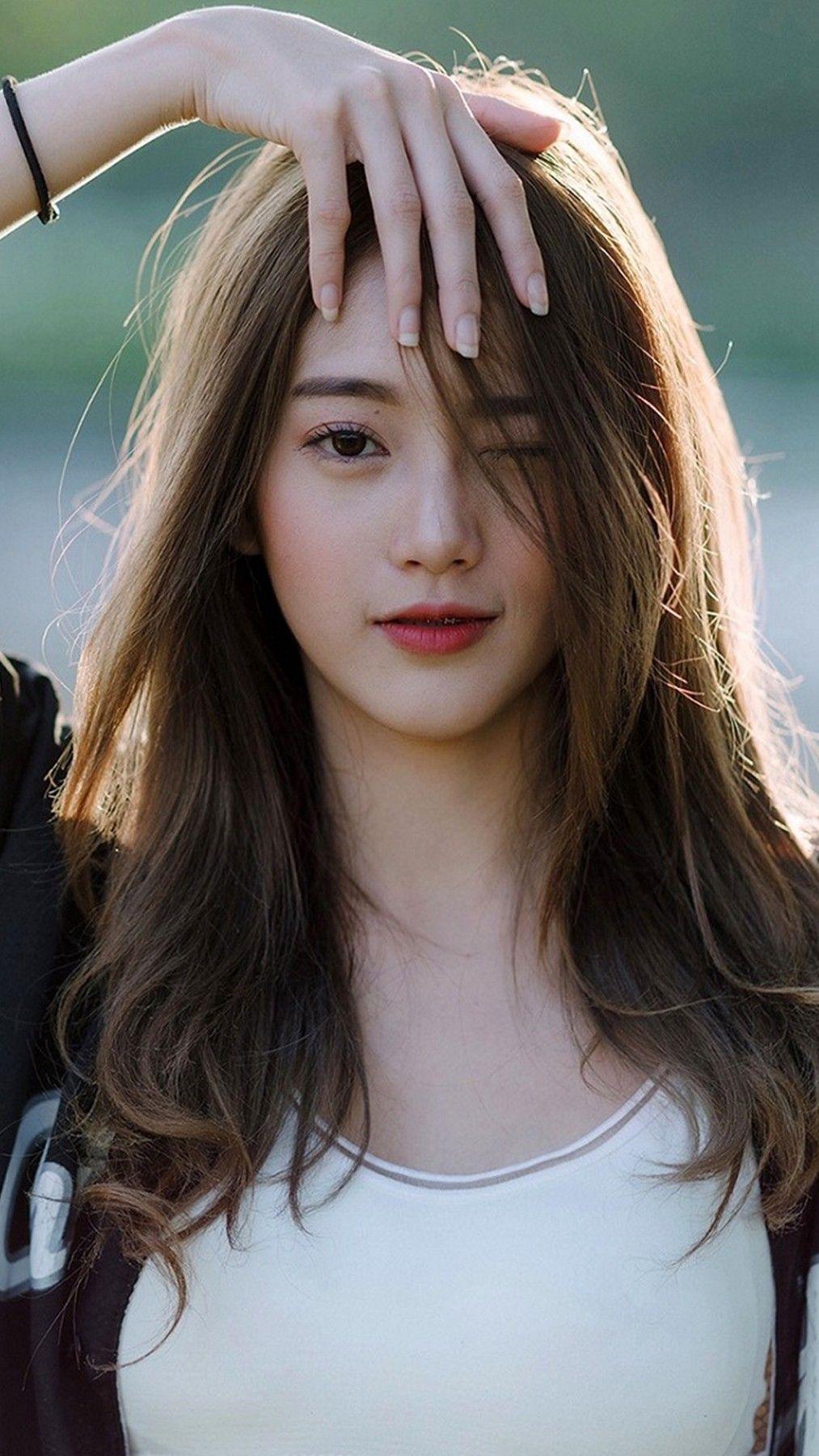 1013x1800 Cute and crazy stylish young girl nice mobile wallpaper