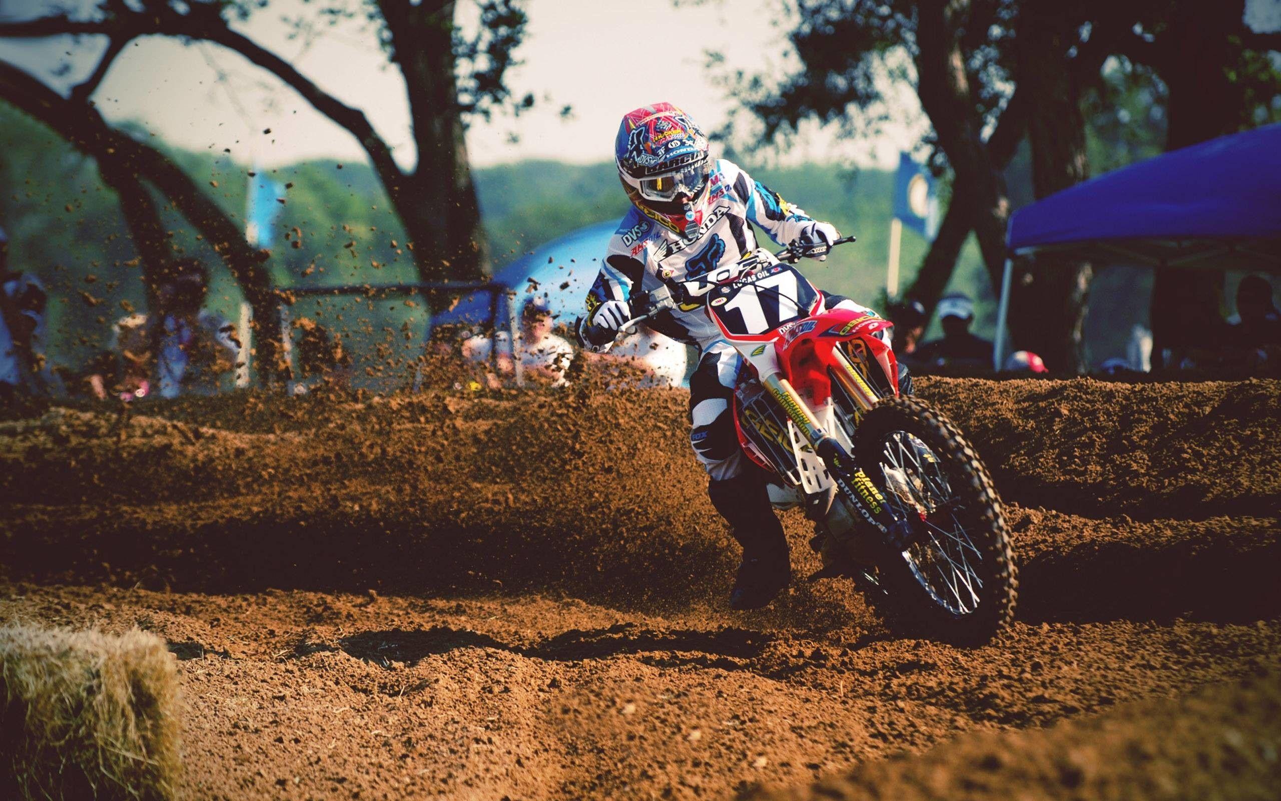 2560x1600 Dirtbike Wallpaper