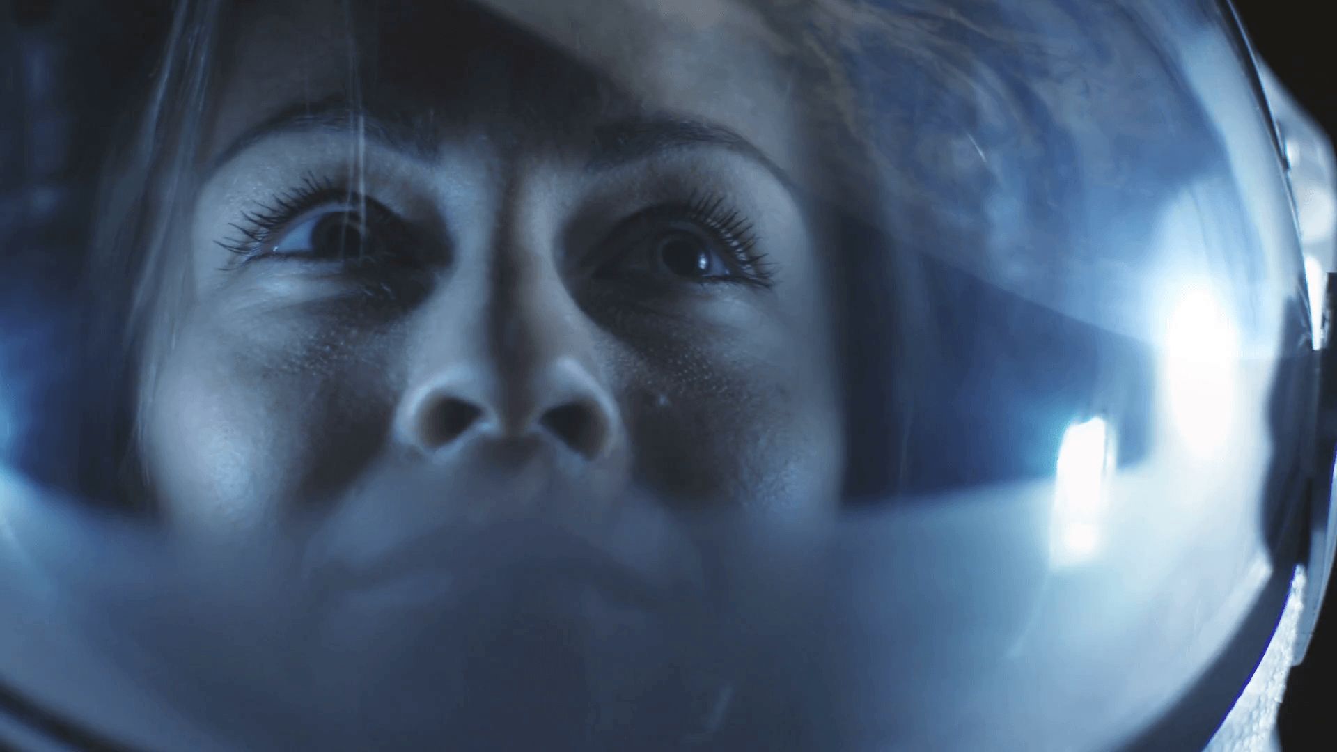 1920x1080 Portrait Shot of the Beautiful Female Astronaut Wearing in Space