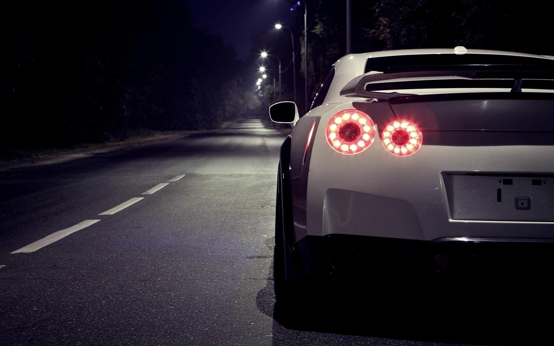 1920x1200 Skyline Car Wallpaper
