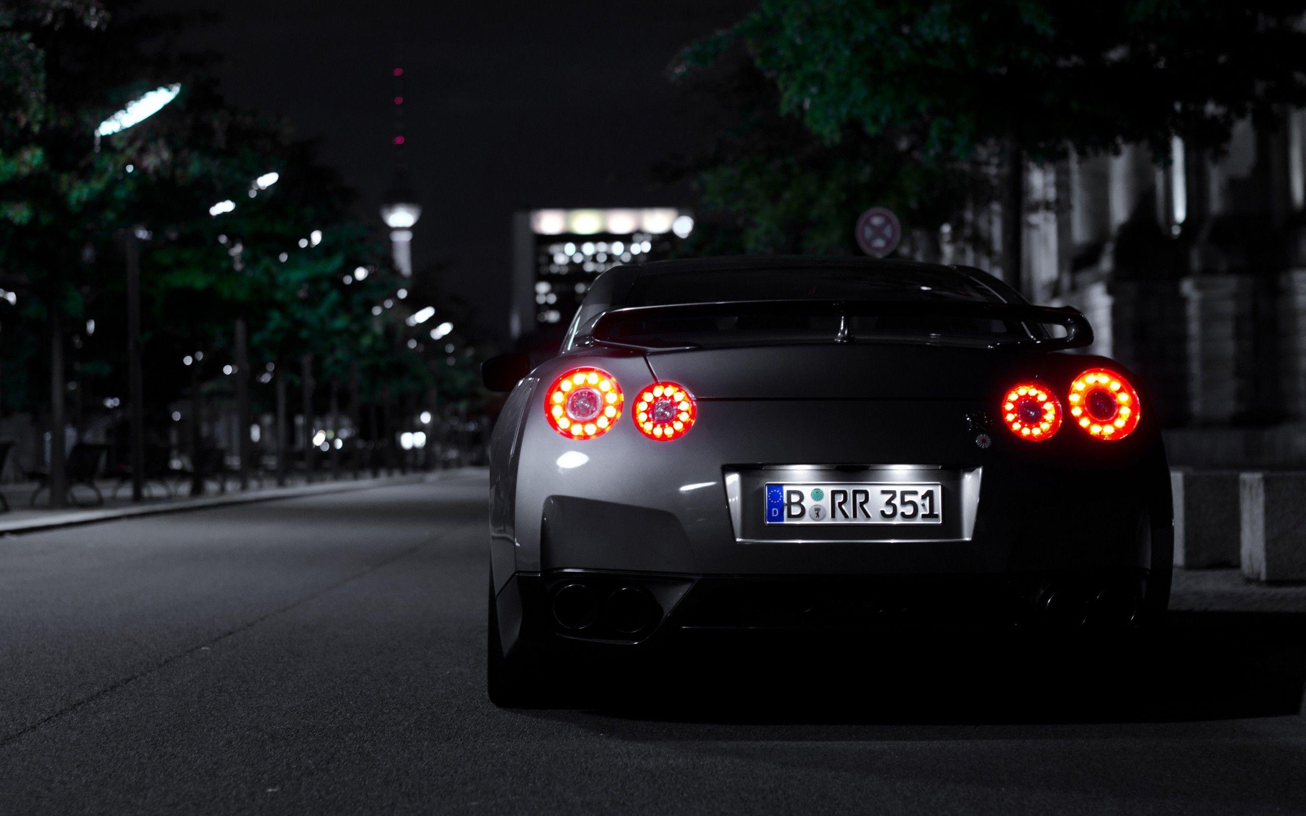 2560x1600 Nissan GTR iPhone Wallpaper